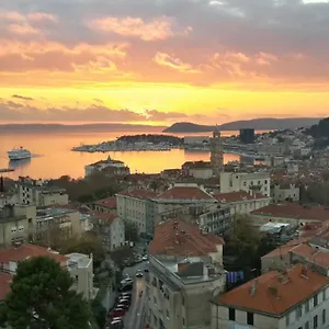 apartment-panorama-split.splithotels.org/