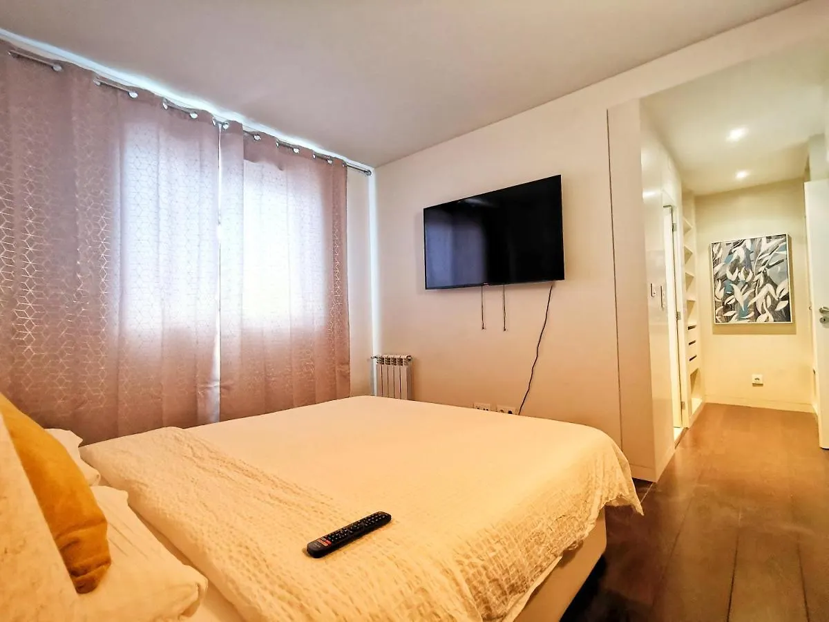 Ferienwohnung Bom Dia Parque Nacoes Lisboa W Apartment Lissabon